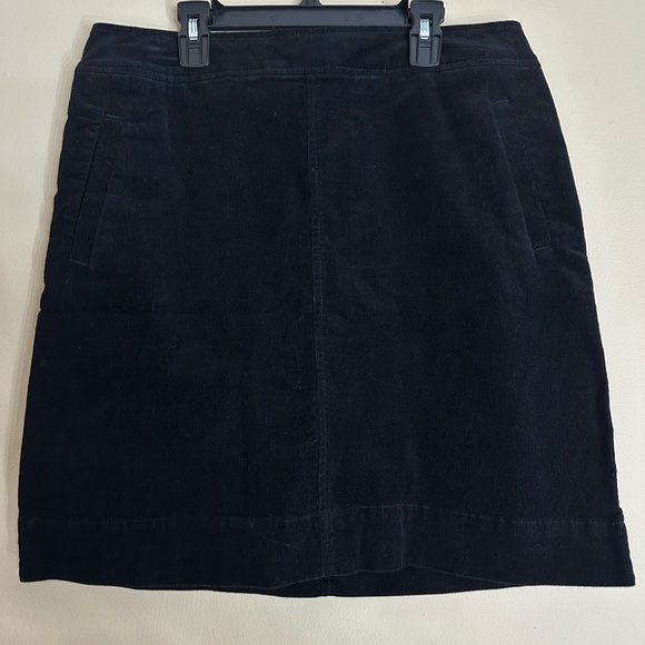 Talbots petite Classic Black corduroy Women's Skirt 8p - Picture 2 of 8
